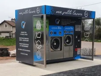 Installation laverie Perreau Carburant à La Roche-en-Brenil